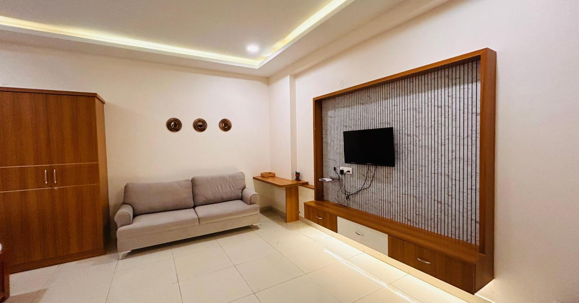 Dcasa Apartment Hotel Хайдарабад Экстерьер фото